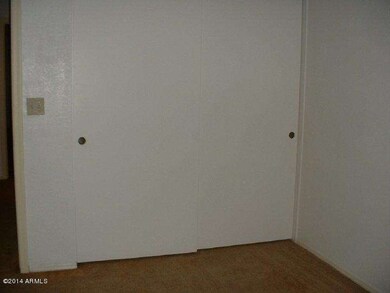 2nd bed room closet