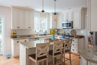 86 Fenwick St, Framingham, MA 01701 - photo 6