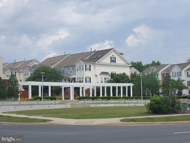 25272 Riffleford Square unit 201, Chantilly, VA 20152 - photo 4