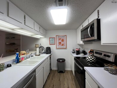 Vantage Point Condominia unit 605, Wichita Falls, TX 76309 - photo 5