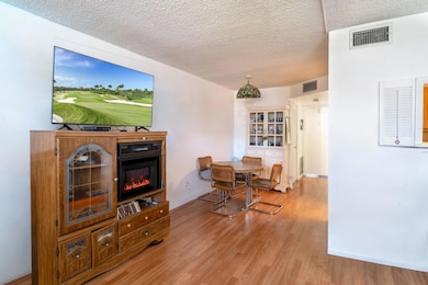 9061 Sunrise Lakes Blvd unit 109, Sunrise, FL 33322 - photo 3