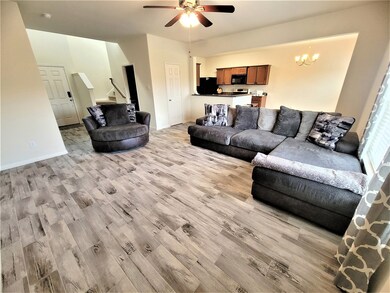 12135 Estelle Ln, Pinehurst, TX 77362 - photo 7