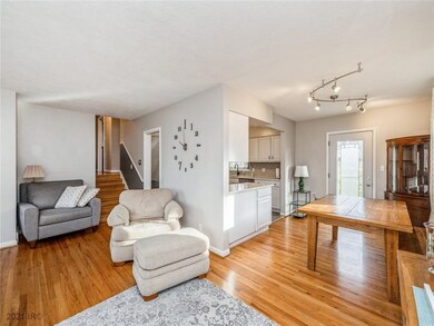 1023 64th St, Windsor Heights, IA 50324 - photo 5