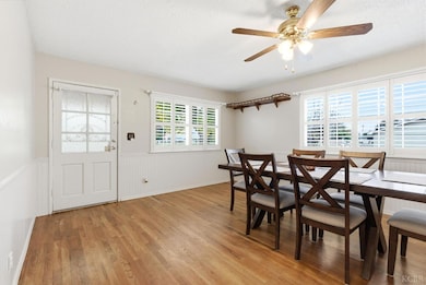 870 Cypress Ct, Lemoore, CA 93245 - photo 7