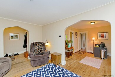 23 Knickerbocker Rd, Schenectady, NY 12302 - photo 4