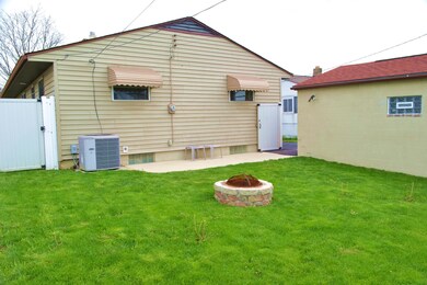 4173 Dixie Ct, Columbus, OH 43228 - photo 5