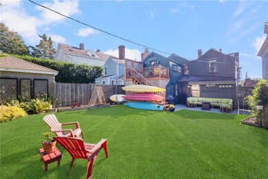 12 Sherman St, Newport, RI 02840 - photo 5
