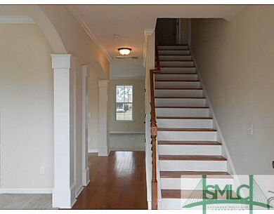 Foyer. Beautiful Foyer entry with Oak Staircase le