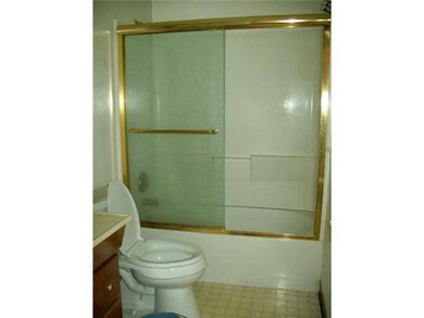 819 Coral Tree Ct, Columbus, OH 43228 - photo 5