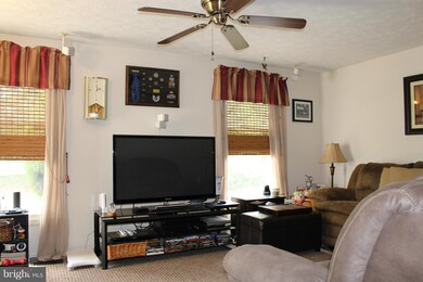 8541 Summit Rd, Pasadena, MD 21122 - photo 3