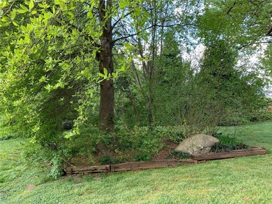 2113 Lamar Dr, Asheboro, NC 27203 - photo 5