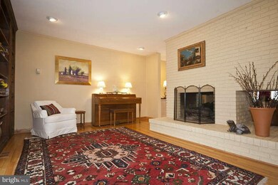 14 Brickford Ln, Pikesville, MD 21208 - photo 5