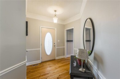 4320 SW Flintrock Dr, Lees Summit, MO 64082 - photo 3