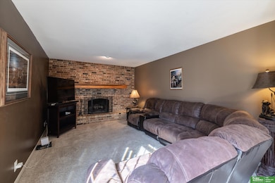 309 Concord Cir, Papillion, NE 68046 - photo 6