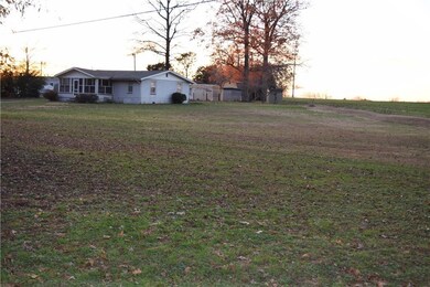 3710 Puddledock Rd, Prince George, VA 23875 - photo 5