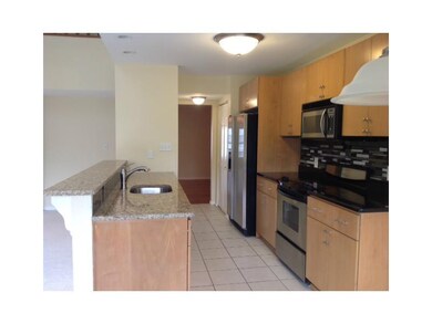 Kitchen. Stainless appliances!