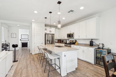 11-web-or-mls-S Beebe St-0605-011