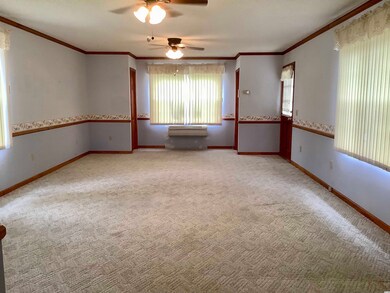 808 S Beech Ave, Andrews, SC 29510 - photo 6