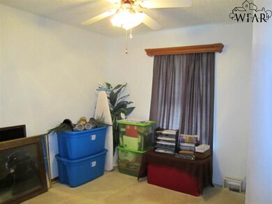 1219 Harvey Dr, Wichita Falls, TX 76302 - photo 7