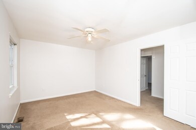 4519 Fieldstone Ct, Marshall, VA 20115 - photo 6