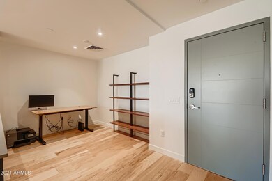 03 Interior Front Entry