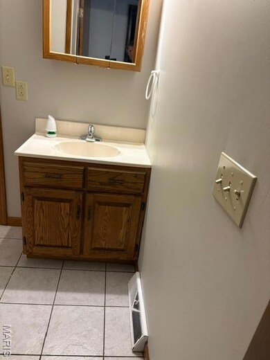 99 W Elm St, Aviston, IL 62216 - photo 7