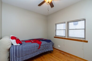 1170 S East Ave, Oak Park, IL 60304 - photo 2