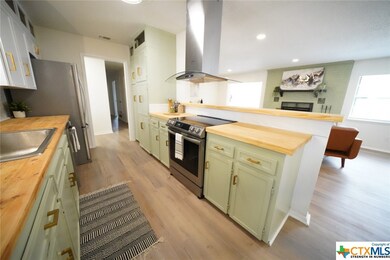 1005 W Lincoln Ave, Copperas Cove, TX 76522 - photo 5