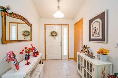 3904 Richland Dr NW, Cedar Rapids, IA 52405 - photo 2