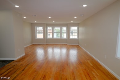 32 Garibaldi Ave, Newark, NJ 07114 - photo 7