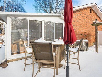 5411 Rockwood Rd, Columbus, OH 43229 - photo 3