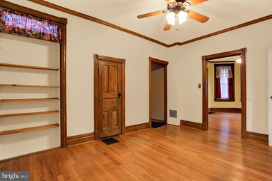24 W 4th St, Waynesboro, PA 17268 - photo 7