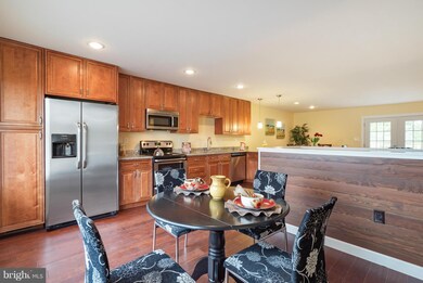 10105 Thrift Rd, Clinton, MD 20735 - photo 4