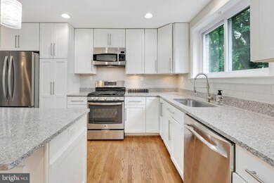 6811 Lemon Rd, McLean, VA 22101 - photo 5