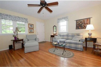 49 Fahnestock Rd, Malvern, PA 19355 - photo 4