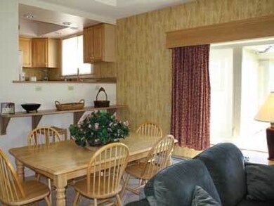 82 Day Break Dr unit J103, Ludlow, VT 05149 - photo 6