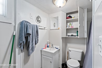 Locals Realty Group: Flower Street