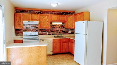 1447 Charlestown Dr, Edgewood, MD 21040 - photo 5