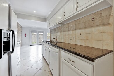 1111 Country Place Dr, Houston, TX 77079 - photo 6