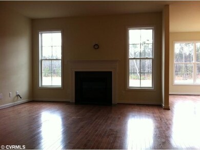 Den/Family/Great Room - Hardwood Floors-Gas Firepl