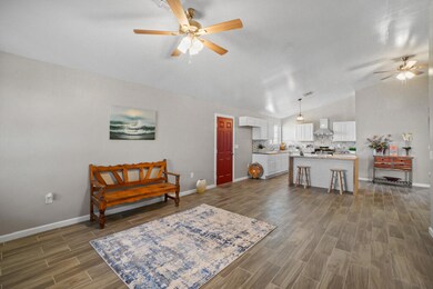 14648 Kenton Rd, El Paso, TX 79928 - photo 5