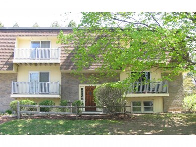 35 Seminary Hill unit 26, West Lebanon, NH 03784 - photo 2