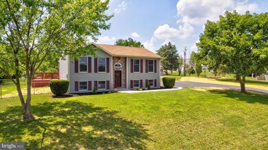 3724 Hazel Dr, Greencastle, PA 17225 - photo 3