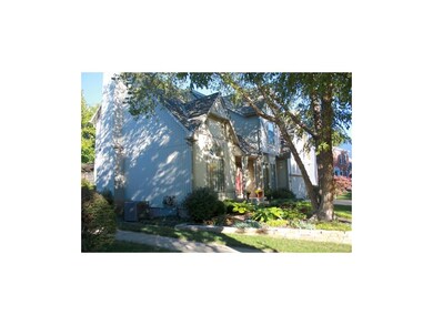 9322 Tomashaw Ln, Lenexa, KS 66219 - photo 2