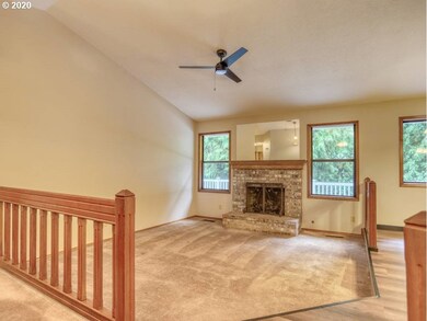 Living Room-Vaulted Ceilings