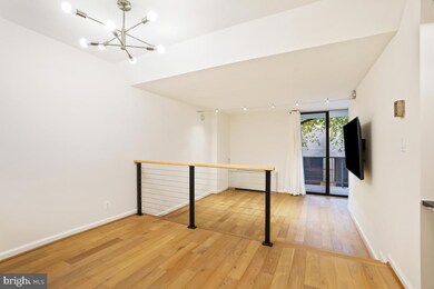 Carriage House unit 218, Washington, DC 20037 - photo 4
