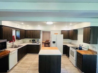 714 Saint Matthews Cir, Taylor Mill, KY 41015 - photo 2