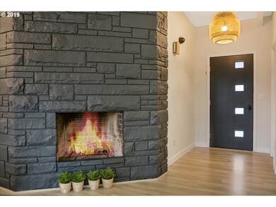 1651 Larch St, Lake Oswego, OR 97034 - photo 3