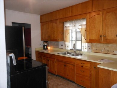 1633 N C St, Elwood, IN 46036 - photo 7