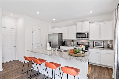 06 - Kitchen 01
